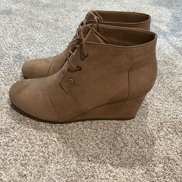 NEVERWORN. Boot wedge. - Picture 5 of 9